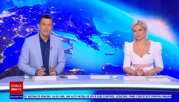 Miliardarul Elon Musk și cântăreața Grimes s-au despărțit după trei ani de relație