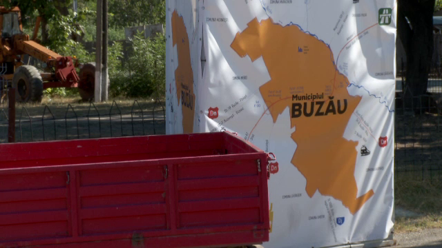 Referendum eșuat pentru unirea unei comune cu orașul Buzău. Oamenii sperau că vor avea și ei canalizare și trotuare