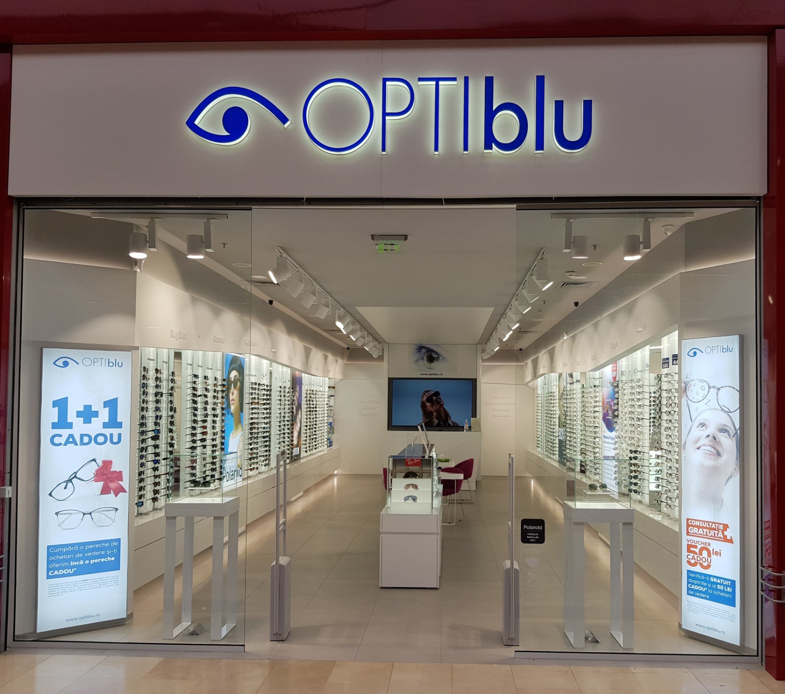 (P) Pune sănătatea ochilor tăi pe primul loc! La OPTIblu ai acum 1+1 Cadou la ochelarii de vedere