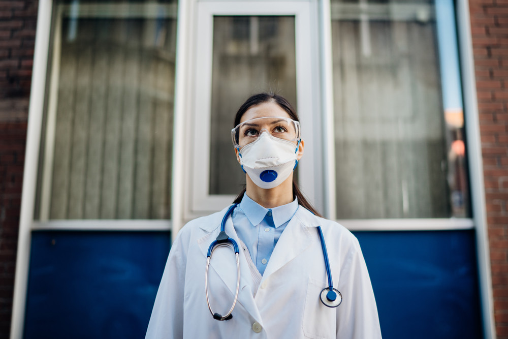 Reacția Federației Sanitas la proiectul de lege care obligă personalul medical să aibă certificat COVID