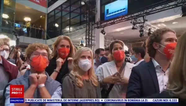 Alegeri în Germania. Social-democraţii au învins la limită coaliţia lui Merkel