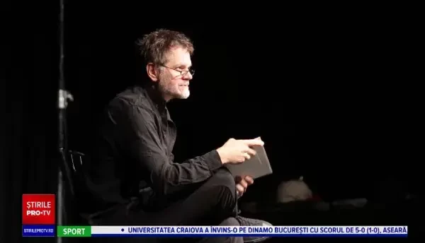 A început Festivalul de Teatru „Under Cloud”. Florin Piersic jr. interpretează nu mai puțin de 13 personaje