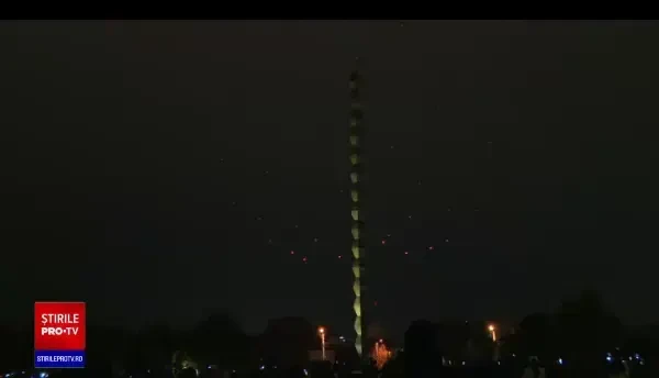 Zeci de drone au creat un spectacol fascinant de lumini la Coloana Infinitului. ”O distribui pe tot globul asta”