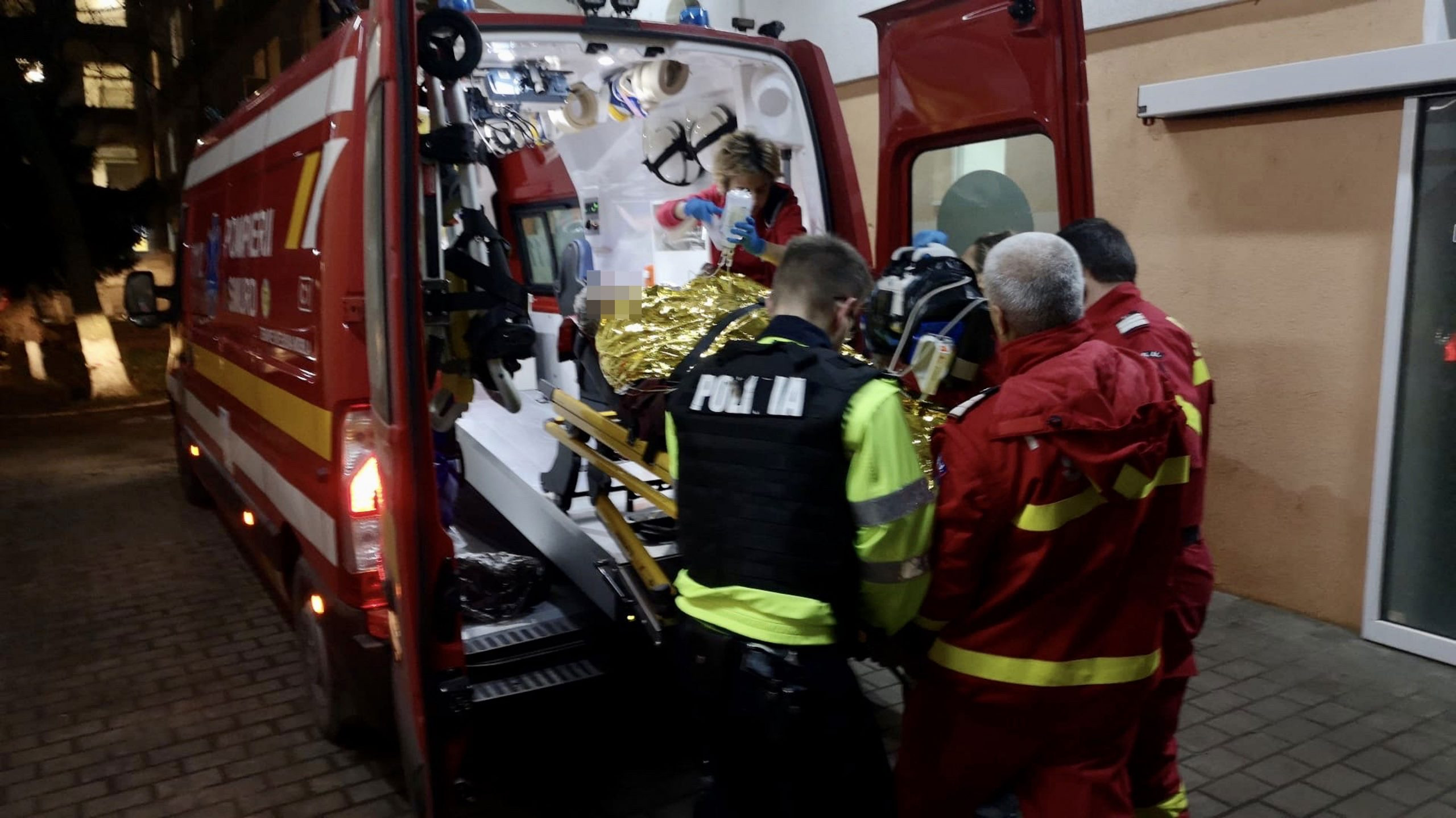 Un bărbat a fost împușcat în cap de polițiștii de frontieră. Ce i-au găsit oamenii legii în mașină