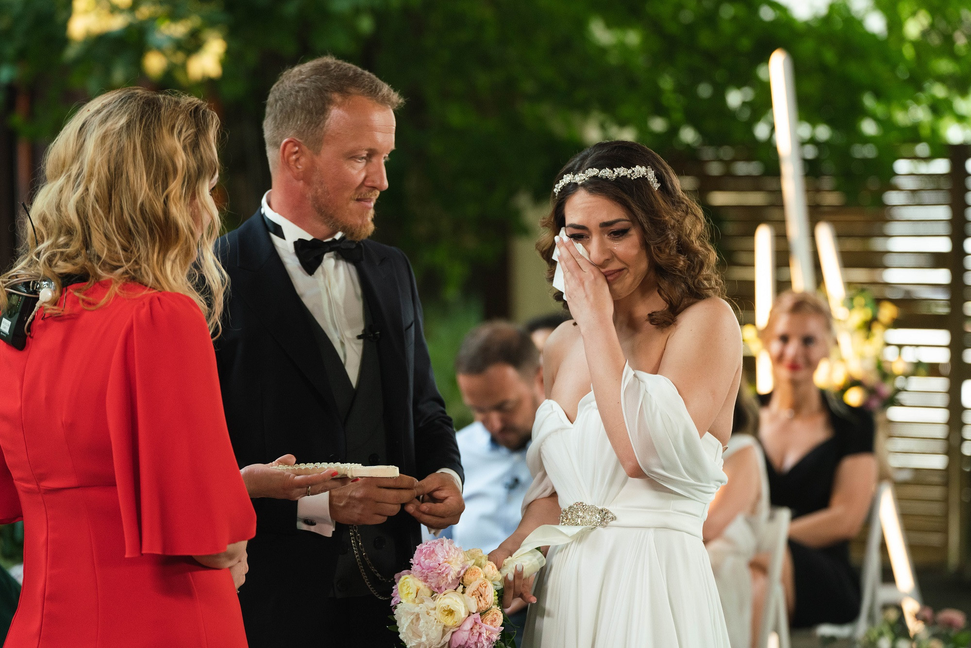 casatoriti pe nevazute