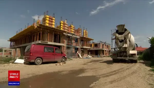 Calculele pentru locuințe, date peste cap. Dezvoltatorii imobiliari, la un pas de insolvență