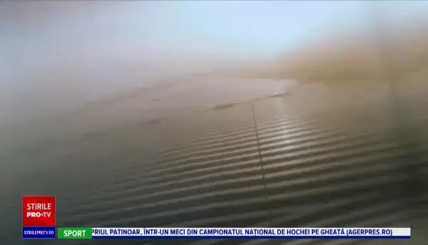 Cum arată cel mai mare parc fotovoltaic din lume. Acoperă aproape 8 kilometri pătrați de dune