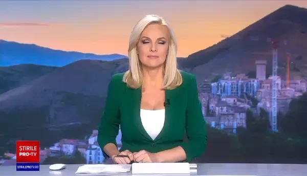 Un bărbat a transformat un sat părăsit din Italia într-un complex impresionant. Turiștii au luat cu asalt zona