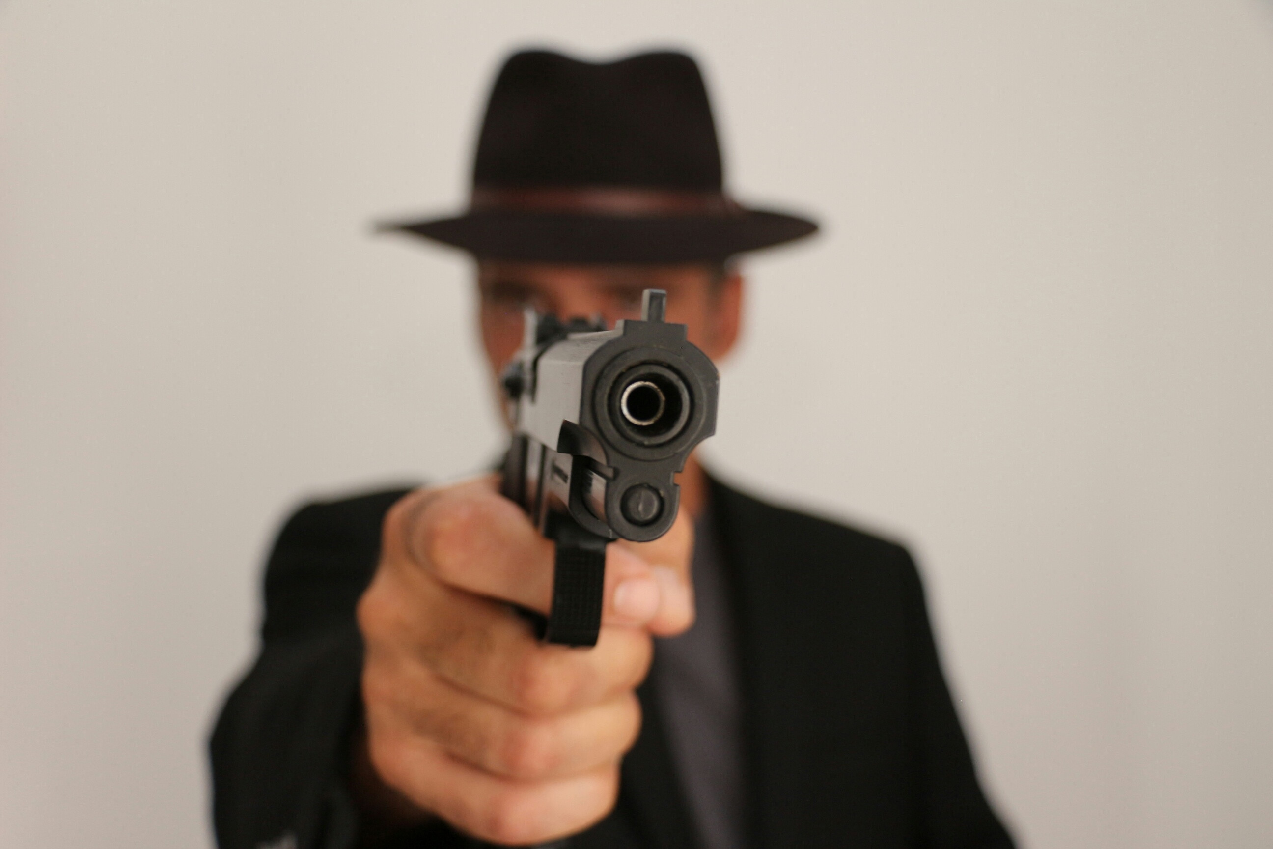 Fost șef al spionilor din Columbia, condamnat pentru „tortură agravată” contra unei jurnaliste