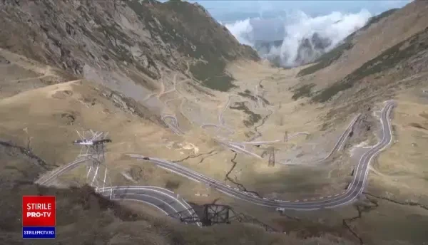 ”Educație la înălțime”. Asociația care transmite online lecții filmate cu drona din diferite colțuri ale țării