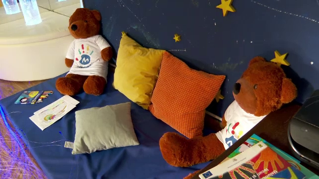 Camera senzorială de la Casa Magic, locul fermecat care îi face pe copiii bolnavi din Iași să uite de spital