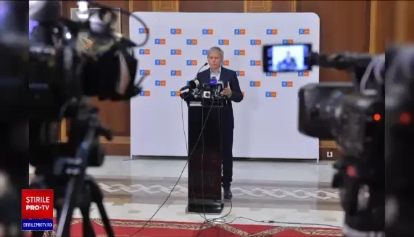 Cioloș încearcă să sfideze matematica. Analiști: Iohannis vrea să dea o lecție USR-ului