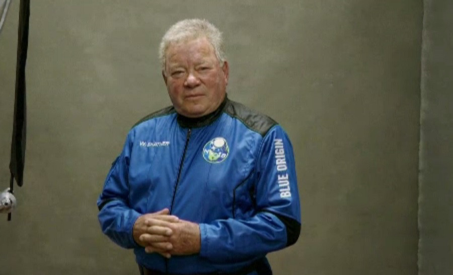 Actorul William Shatner, căpitanul Kirk din Star Trek, a devenit cea mai vârstnică persoană care a ajuns în spaţiu