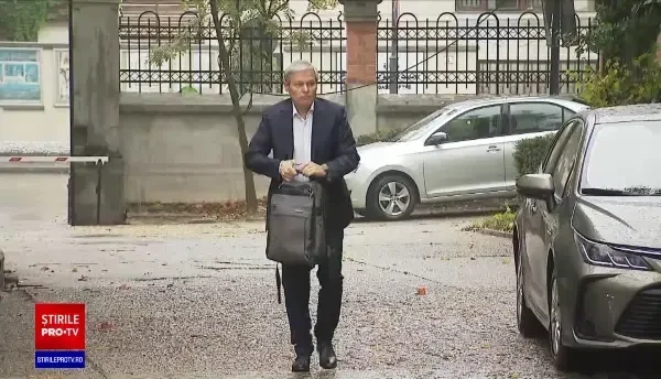 Surse: Cîțu ar putea colabora cu Cioloș doar dacă acesta renunță la nominalizarea ca premier