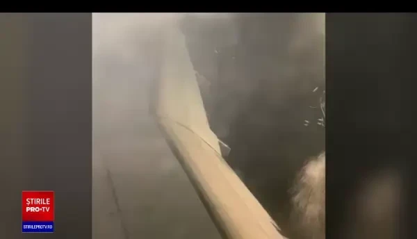 ANIMAȚIE GRAFICĂ. Momentul în care trenul de aterizare al avionului din Cluj a luat foc pe pistă