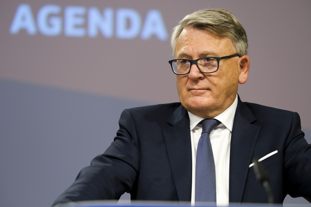 Un comisar european avertizează: Sărăcia ar putea creşte în Europa din cauza preţurilor mari la energie