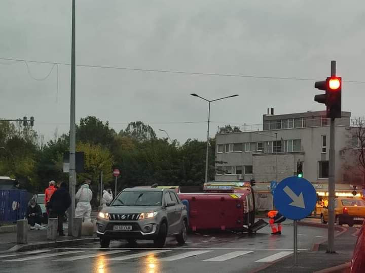 accident, ambulanta, Bucuresti