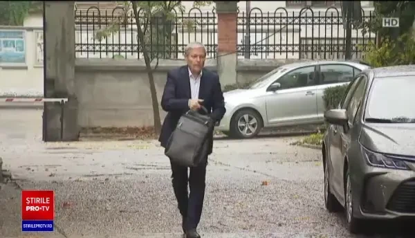 Lista miniştrilor în Cabinetul Cioloş. „Guvernul monocolor al USR poate fi o soluţie pentru ieşirea din criză”