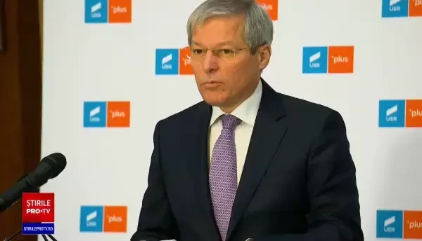 Cioloș a depus la Parlament lista de miniştri și programul de guvernare: ”E un Guvern de criză”