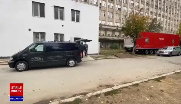 Doi tineri bolnavi de Covid-19 au murit în curtea spitalului din Craiova. Nu aveau comorbidități