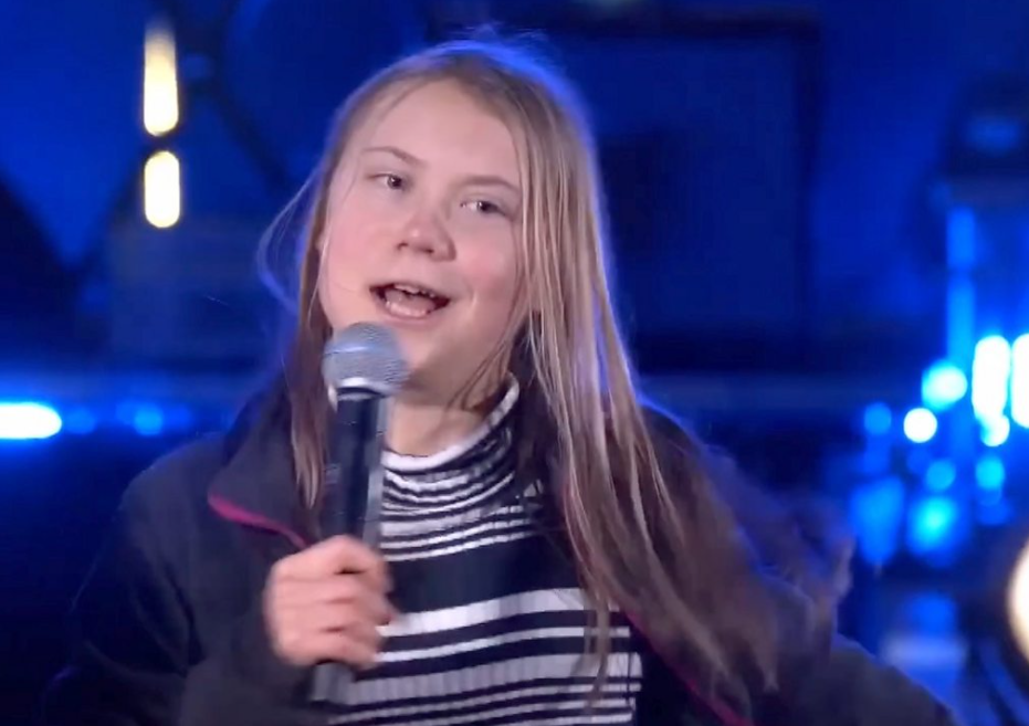 VIDEO Greta Thunberg a cântat piesa „Never gonna give you up”, la un concert dedicat schimbării climatice