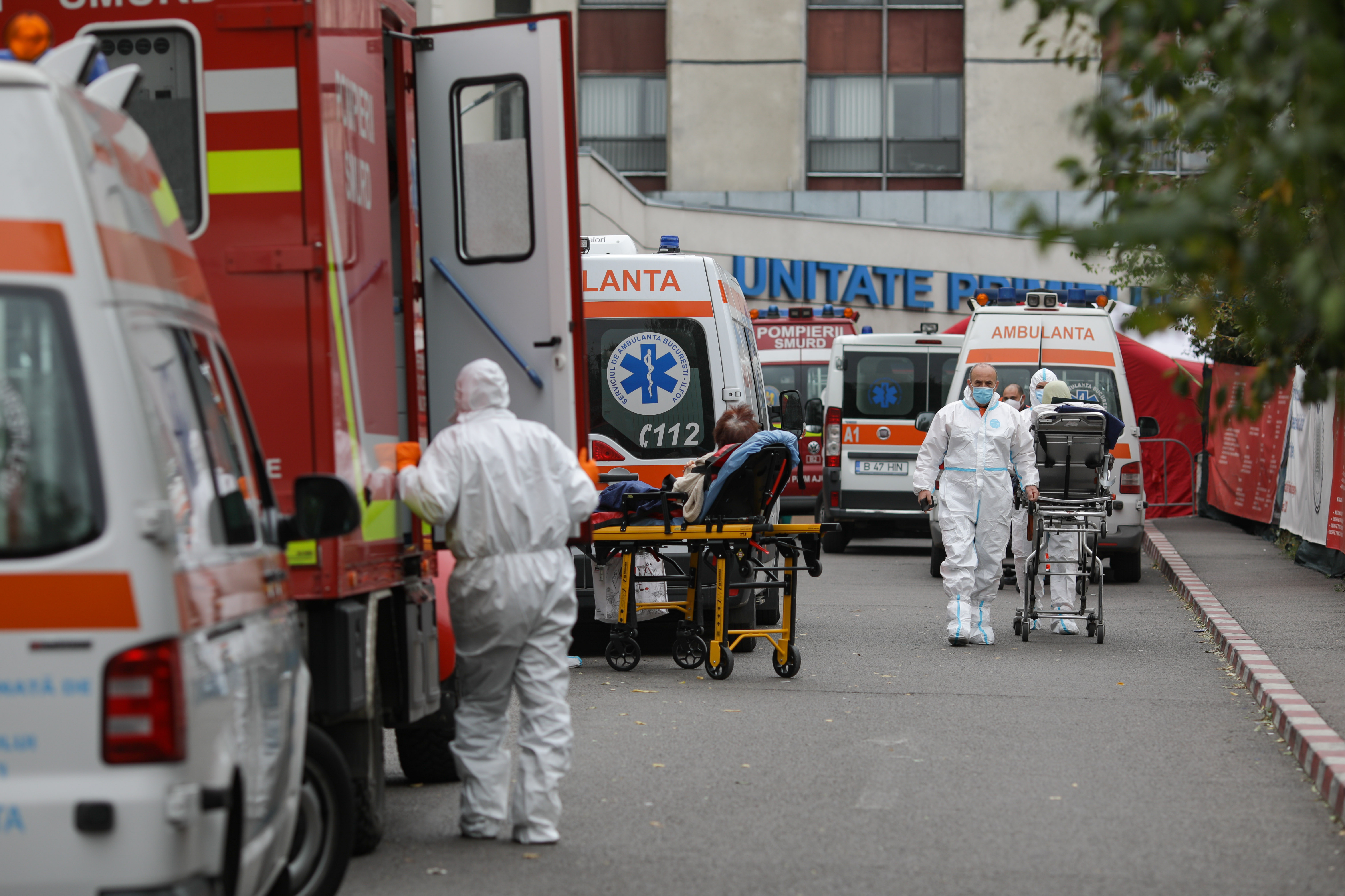 Situație disperată în spitalele din Ploiești. Peste 30 de pacienți așteaptă în UPU pentru eliberarea unui loc