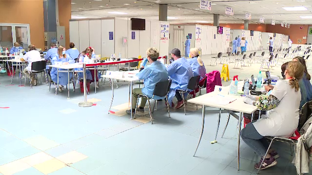 Dramele din spitale și morgile pline i-au convins pe mulți români să se vaccineze: ”E păcat să ne ducem ca proștii dincolo”