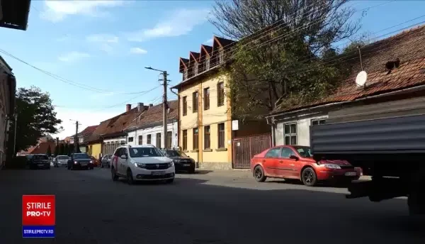 Percheziții la un cabinet veterinar din Bistrița unde ar avea loc intervenții chirurgicale ilegale