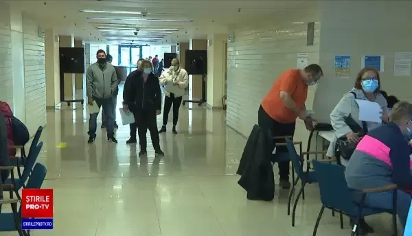 Record de români vaccinați cu prima doză. Bătrân de 87 de ani: ”Este o mare toleranță, care este înțeleasă prost”