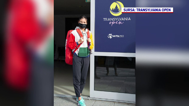 Emma Răducanu se antrenează de zor pe terenurile Transylvania Open. Cum a reușit să cucerească spectatorii
