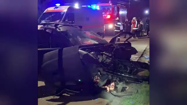 Accident grav în Bistrița-Năsăud. Un tânăr și-a pierdut viața după ce a intrat într-un stâlp