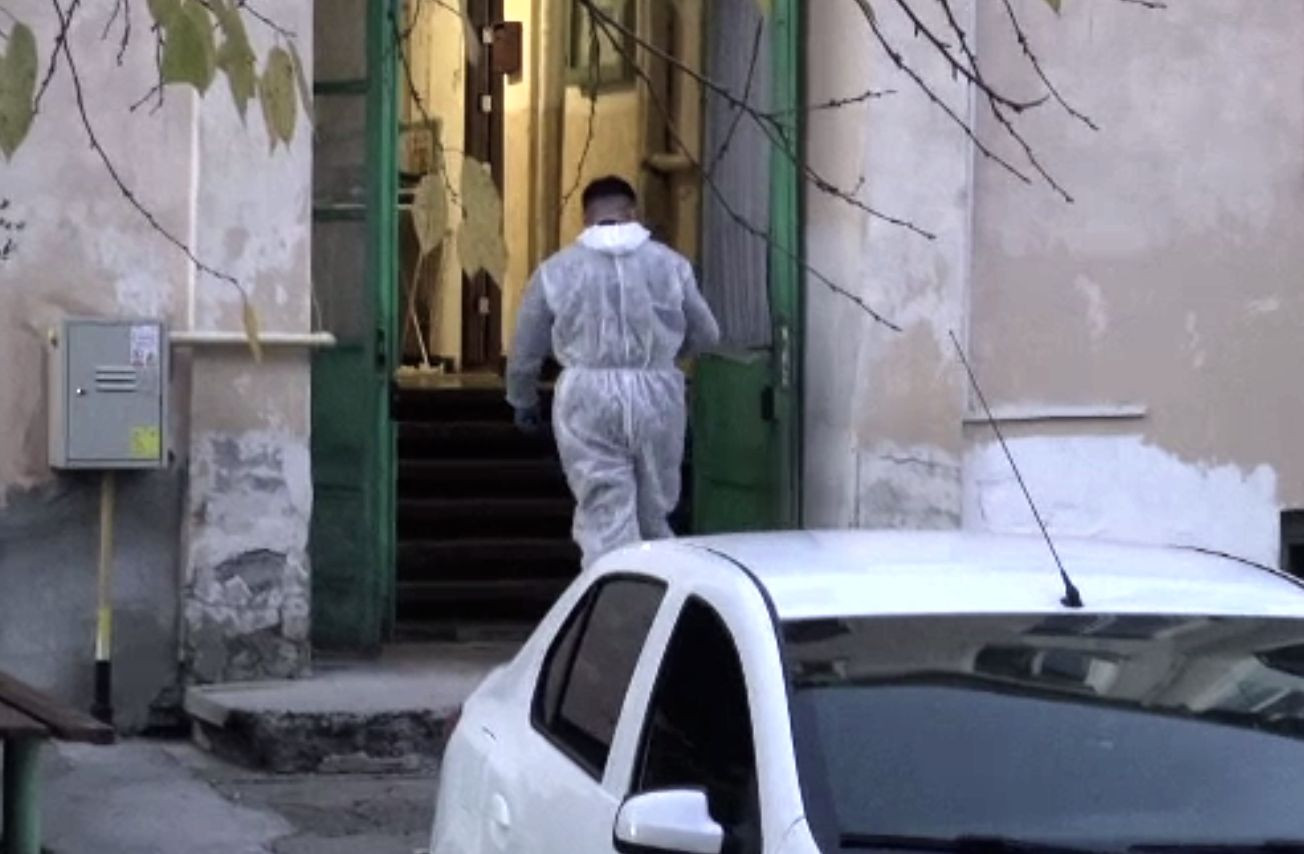 Sinucidere la Roman. Un bărbat s-a împușcat în cap folosind un pistol cu bile