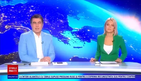 Americanii și-au încordat mușchii în cel mai trăsnit concurs. Ce au fost nevoiți să facă