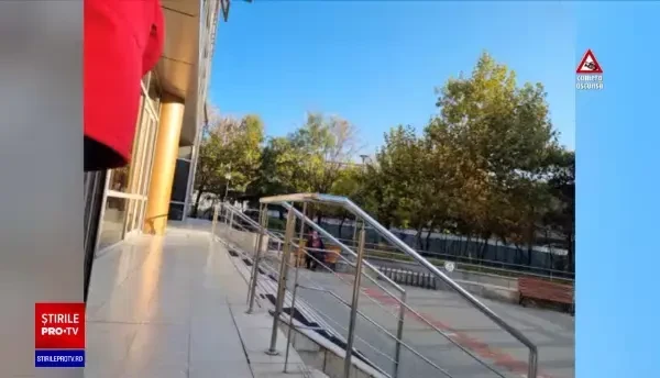 Restricțiile pentru cei fără certificate, opționale pentru instituțiile publice. „Treceți de ușa aceea, nu m-ați văzut aici”