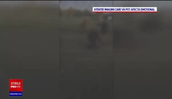 Doi adolescenți, bătuți de un individ la un meci de fotbal, în Arad. „Adu sabia, măi!”