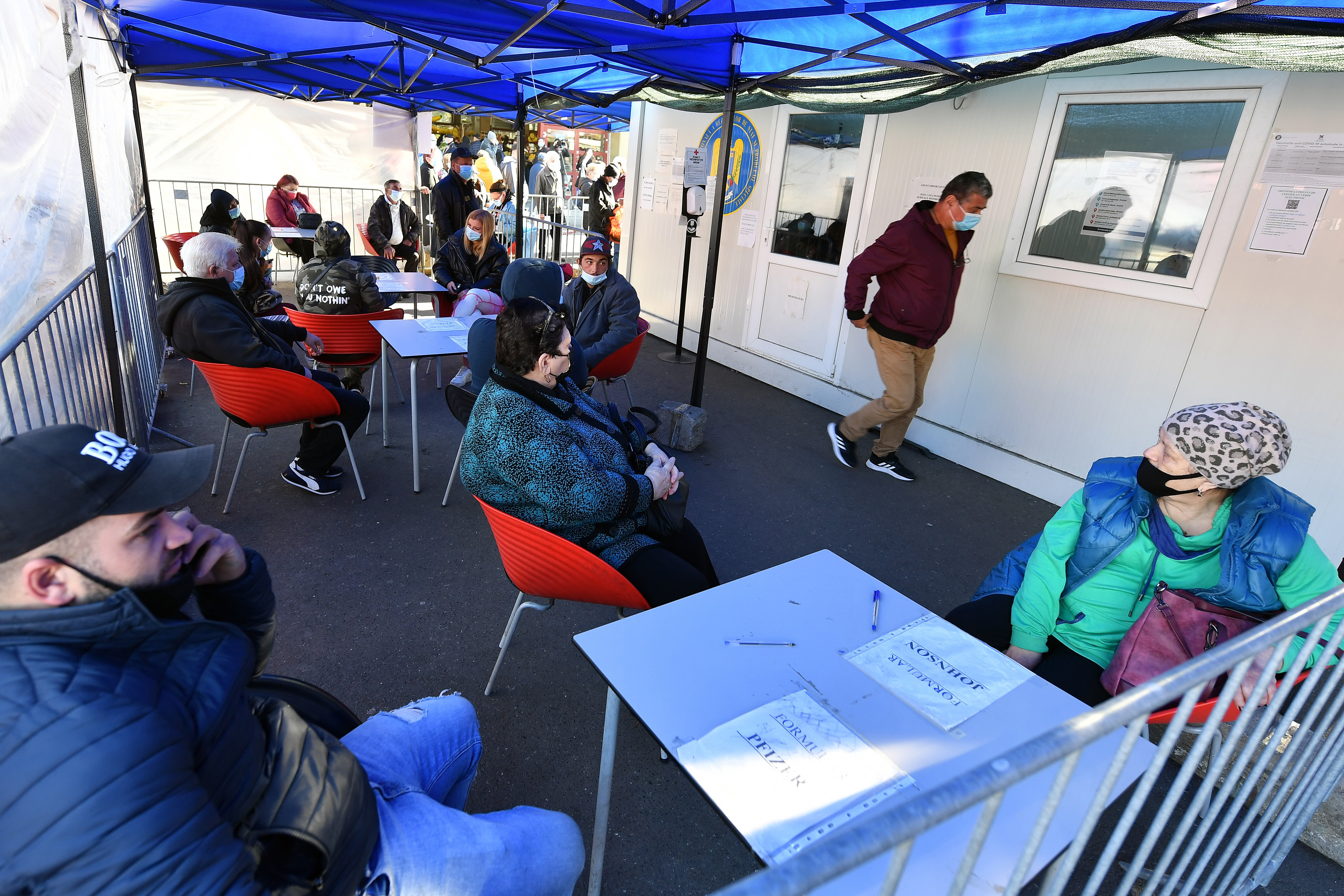 Am depășit pragul de 7 milioane de persoane vaccinate. Doar 41.000 de români au făcut prima doză în ultimele 24 de ore