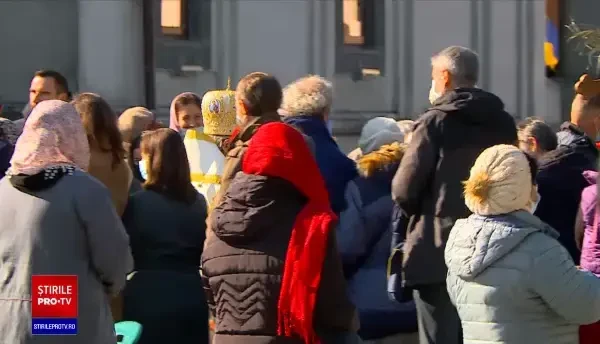 Pelerinajul din Capitală se apropie de final. Mii de creștini s-au închinat la Sfântul Dimitrie Basarabov