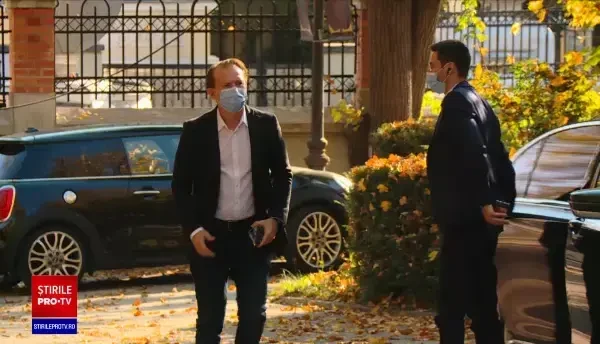 Condiţiile în care liberalii ar accepta refacerea coaliţiei cu USR. De ce au picat negocierile cu PSD