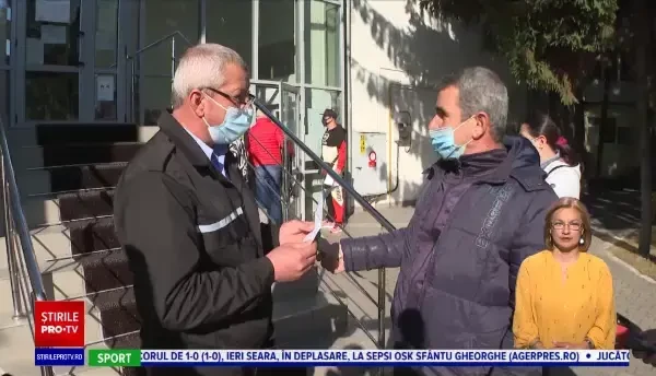 Persoanele nevaccinate din Târgu Jiu au la dispoziție un ghișeu special amenajat pentru eliberarea de documente