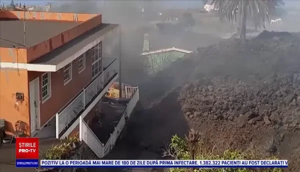 "Acolo arde o maşină! Chiar şi geamurile s-au topit”. O nouă erupţie a vulcanului din La Palma