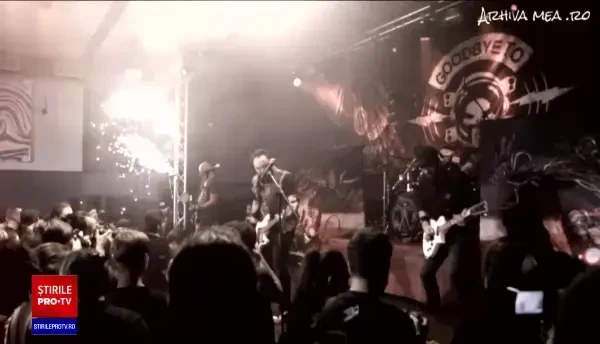 Durerea din urma Colectiv: “Focul s-a mutat din Club în spitale, ori în Piatra Neamț, Balș, Constanța. Nu am învățat nimic”