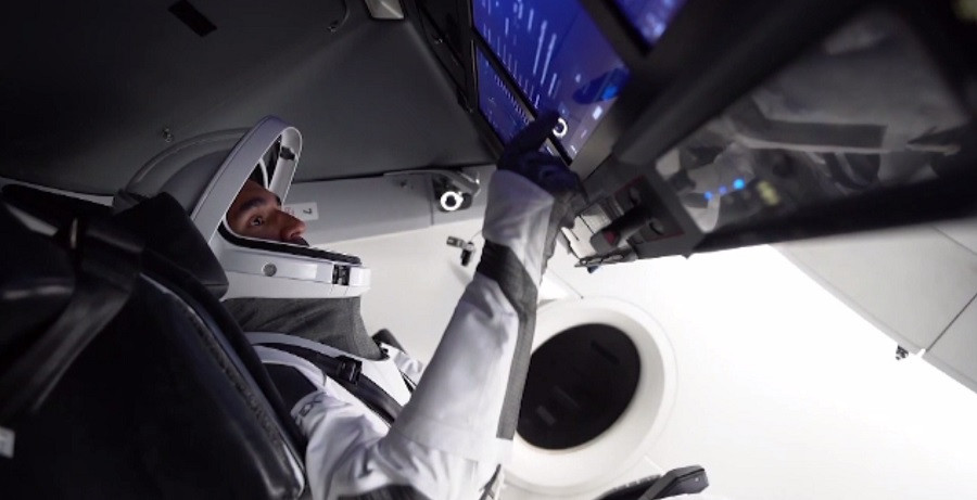 Probleme la bordul capsulei Dragon. Toaleta s-a stricat, iar astronauții au fost nevoiți să folosească scutece