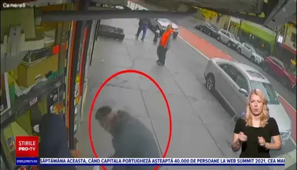 Magazin incendiat cu un cocktail Molotov de un client nemulțumit, la New York. „M-am trezit cu cioburi și flăcări în față”