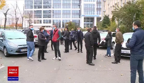 Polițiștii locali din Sectorul 6 au dat examen. Primar: stau toată ziua pe Tik Tok și nu știu să scrie sau să citească