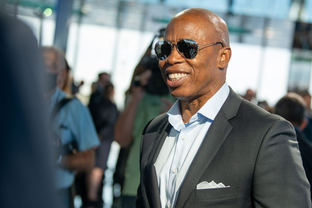 Democratul Eric Adams este noul primar al oraşului New York