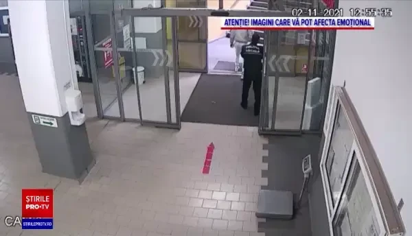 Un preot din Alba Iulia, confirmat cu Covid-19, a ținut slujbă în biserica plină de enoriași și a botezat doi copii