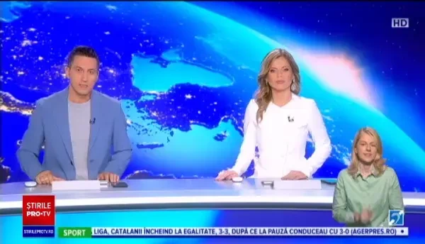 Tânăr fără permis, mort după ce s-a răsturnat cu mașina, pe câmp, în Neamț