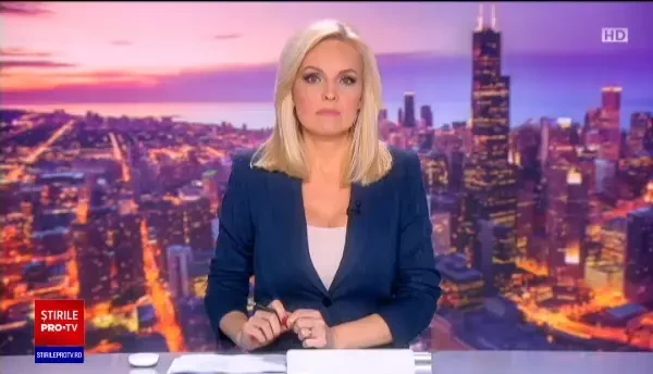 Mesajul ”Mi-e dor de tine”, aprins în Chicago, pentru românii din SUA. Oamenilor le e dor până și de pietrele din fața casei