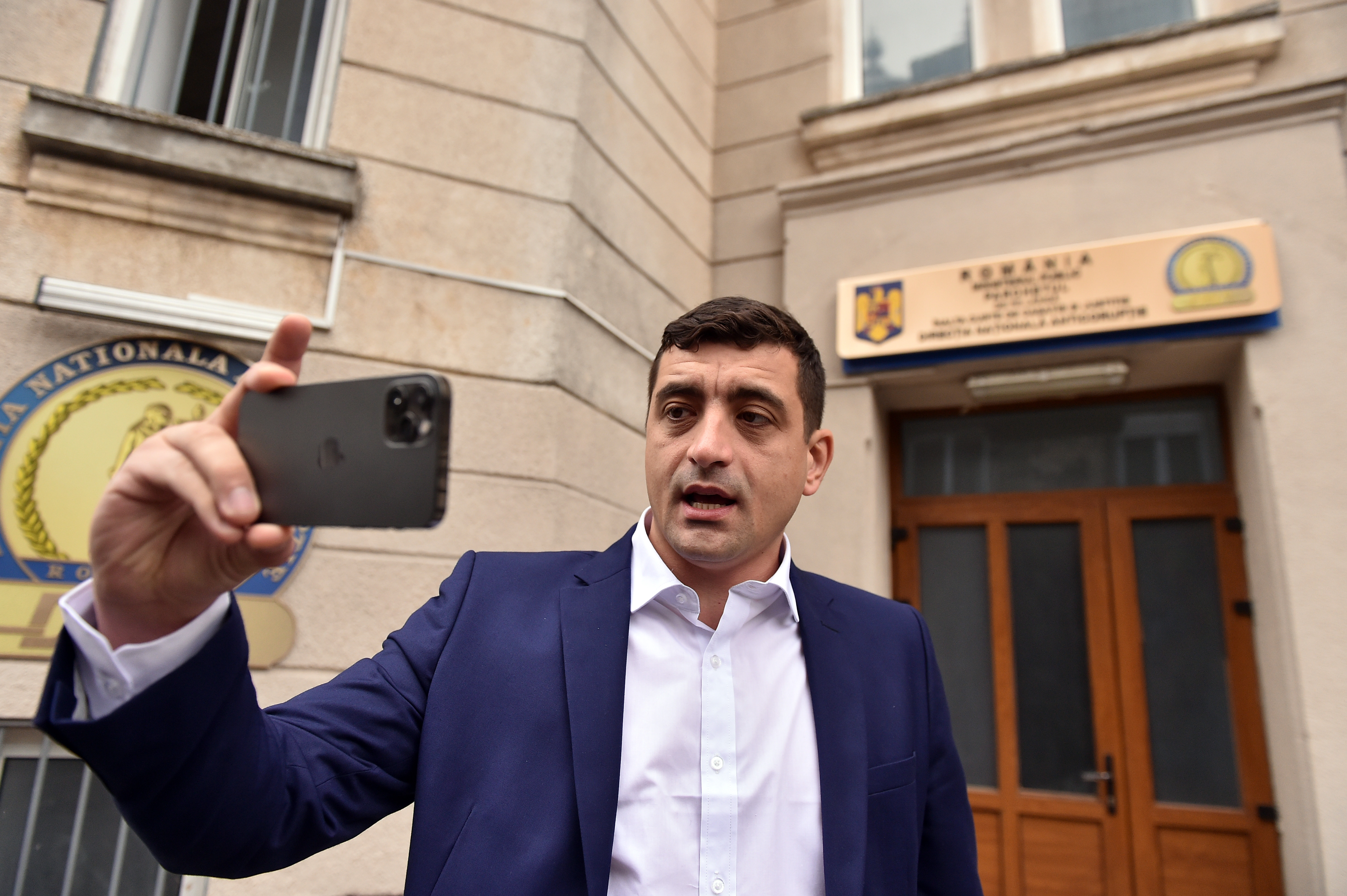 VIDEO. Simion (AUR), în Parlament: ”Nu e bine să fiţi în stare de ebrietate când sunteţi în plen”