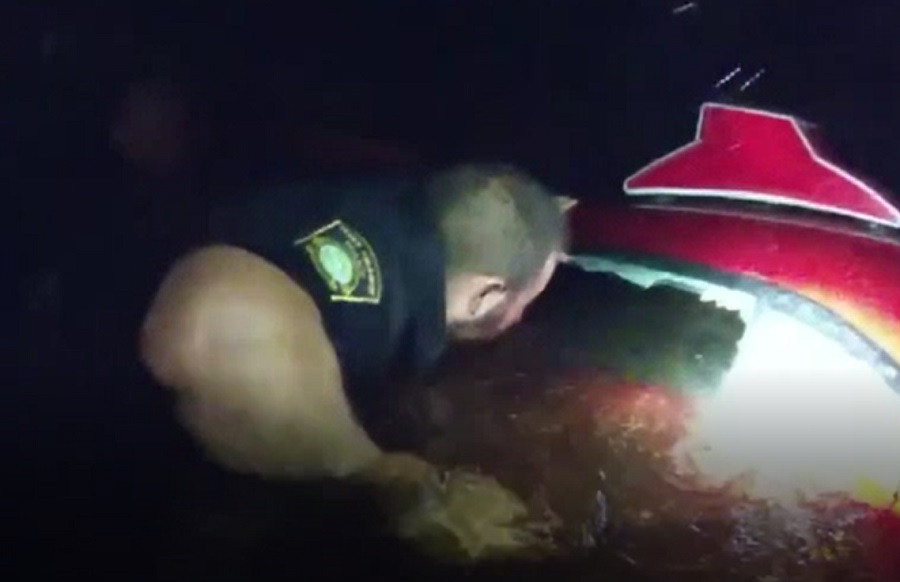 Ploile fac prăpăd în Florida. O femeie a rămas blocată într-o mașină care a ajuns în apele umflate ale unui canal